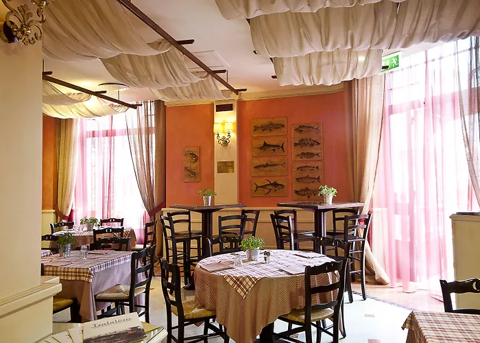 Continental Hotel 4*